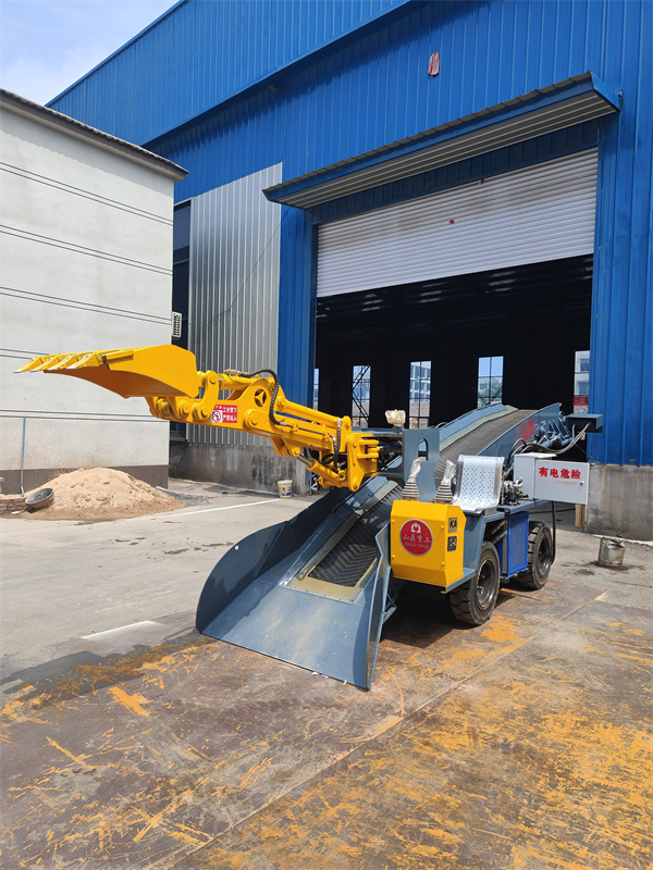 轮式皮带式挖掘式装载机